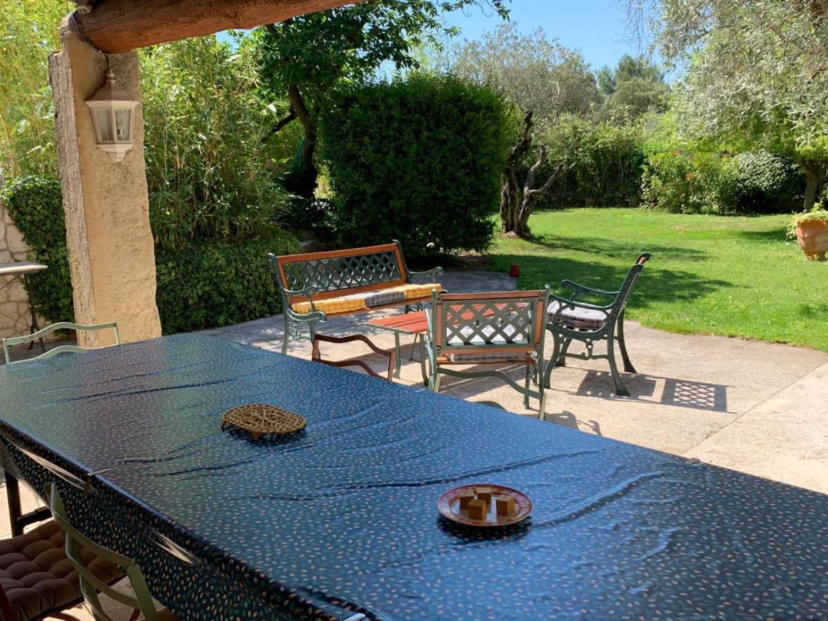 Bastide Sainte Agnes Bed & Breakfast Carpentras Bagian luar foto
